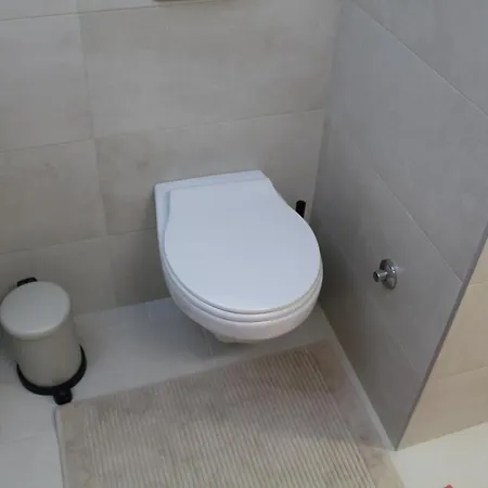 Apartment Kucica U Sumi Privatni Smestaj Uzice