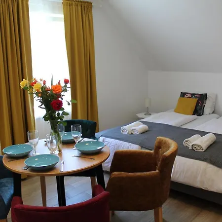 Kucica U Sumi Privatni Smestaj