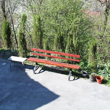 Kucica U Sumi *