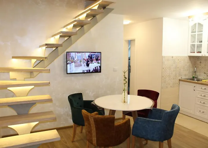 Kucica U Sumi Privatni Smestaj *